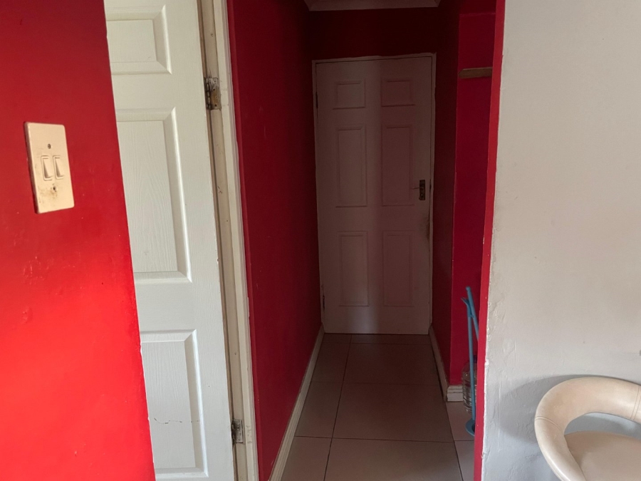 5 Bedroom Property for Sale in Amalinda Eastern Cape